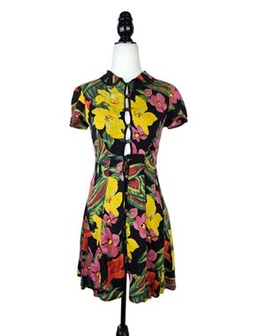 Urban Outfitters Floral chinese style    Keyhole Fit-and-Flare Dress